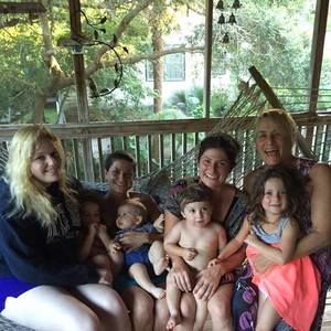 Meet your Posher, Mindy