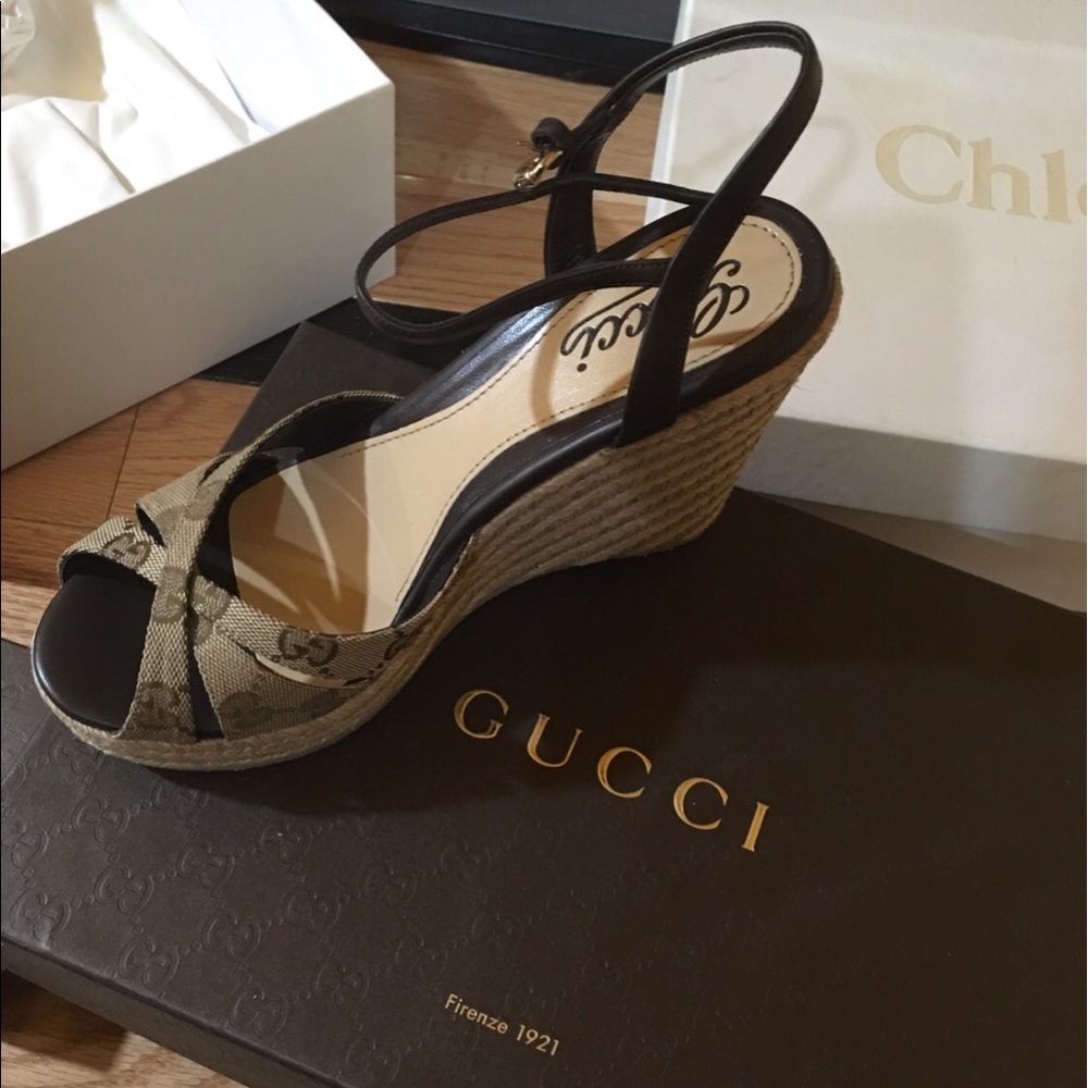 Gucci sandals