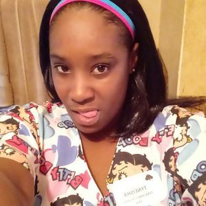 Meet your Posher, Nena