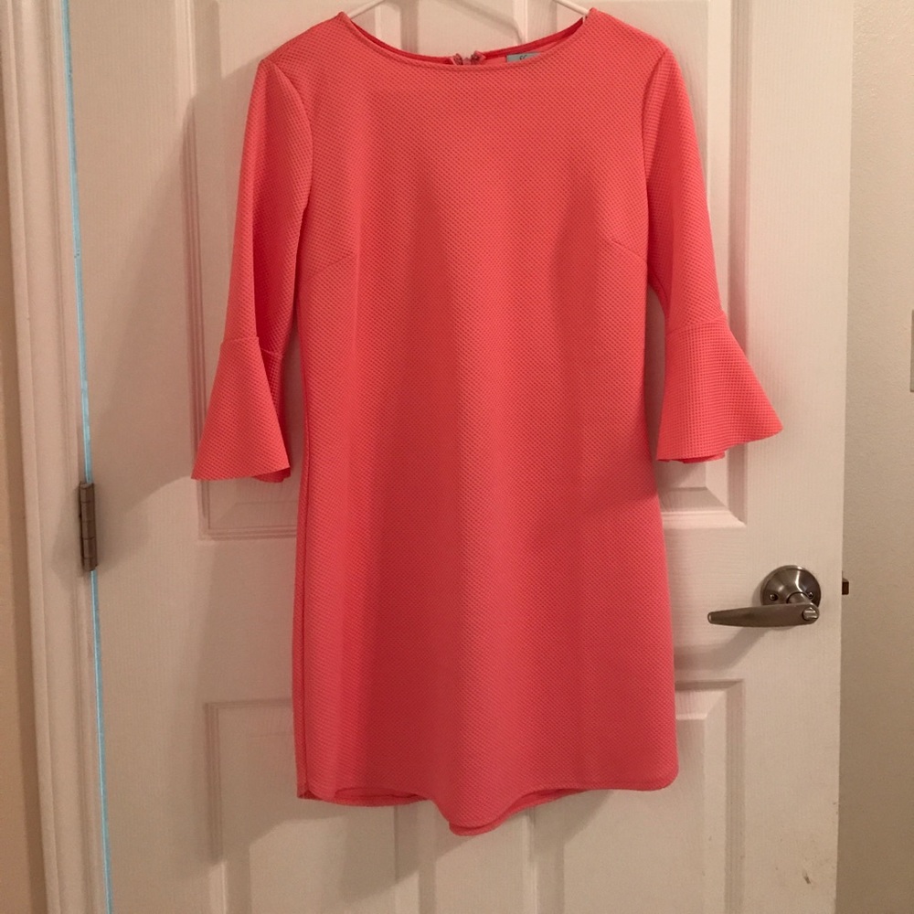 Beautiful coral dress!