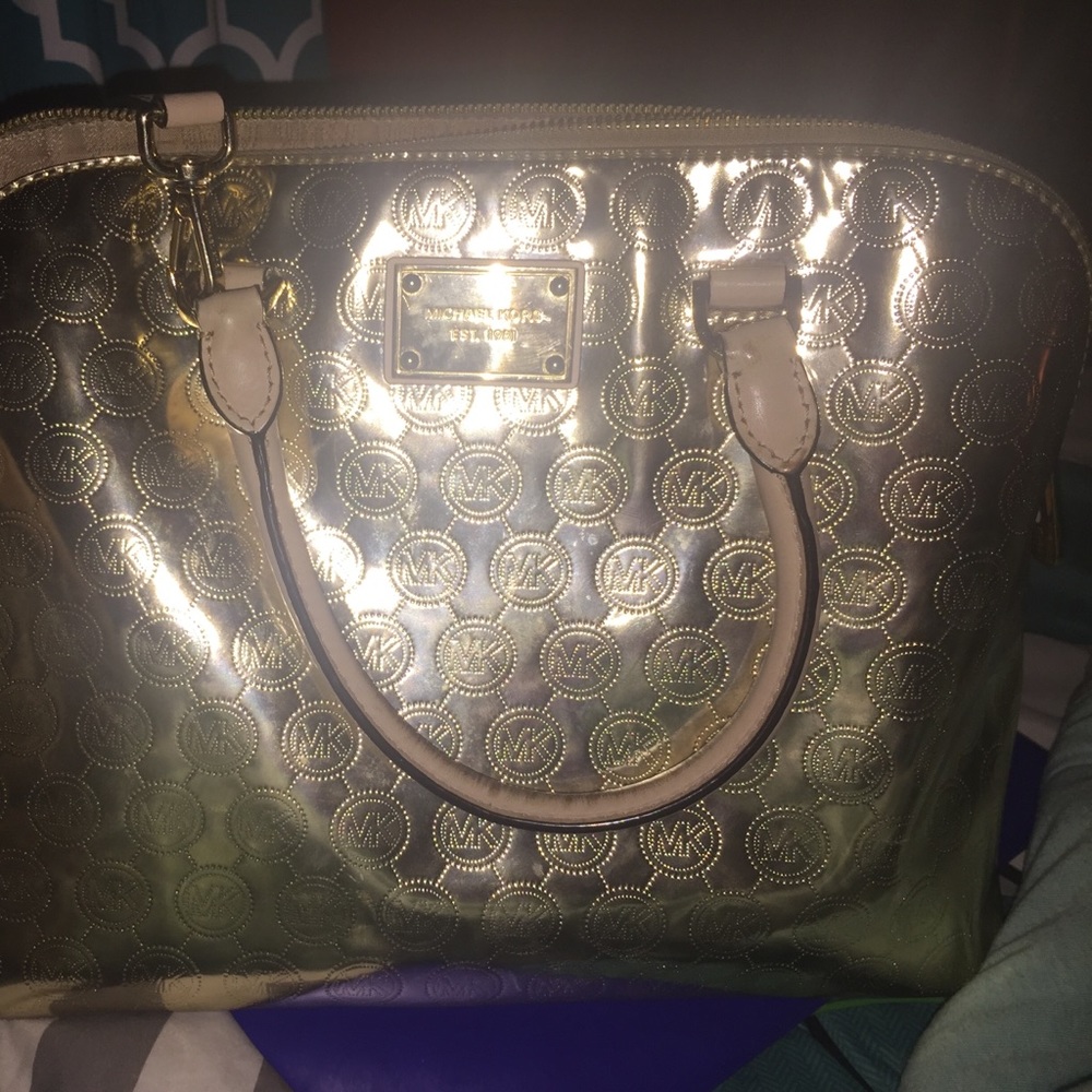 Michael Kors Large Cindy Dome bag