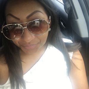 Meet your Posher, Wendi