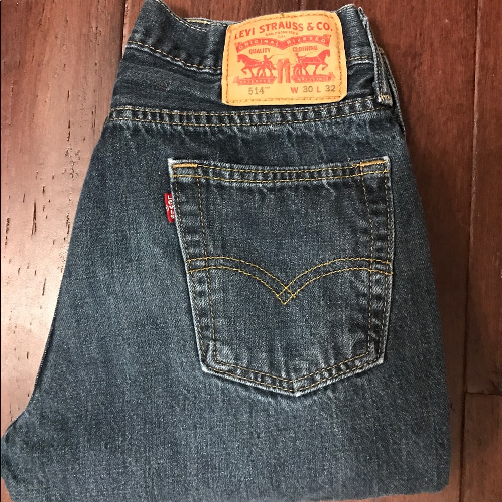 Levi 514 blue jeans 30x32