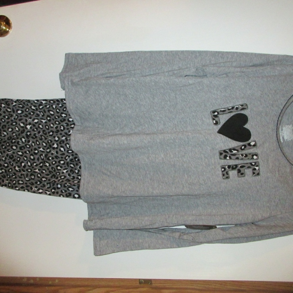 Secret treasures sleepwear set,  very soft!