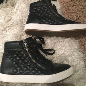 Steve Madden sneakers