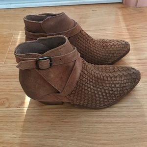 Free people Venture Ankle boot in Adobe size 38
