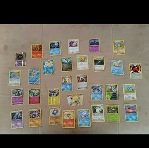 31 pokemon cards.