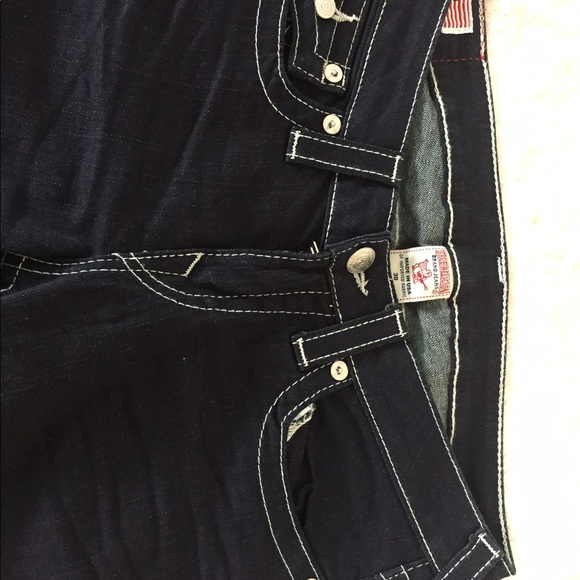 BRAND NEW True Religion Jeans - Picture 3 of 4