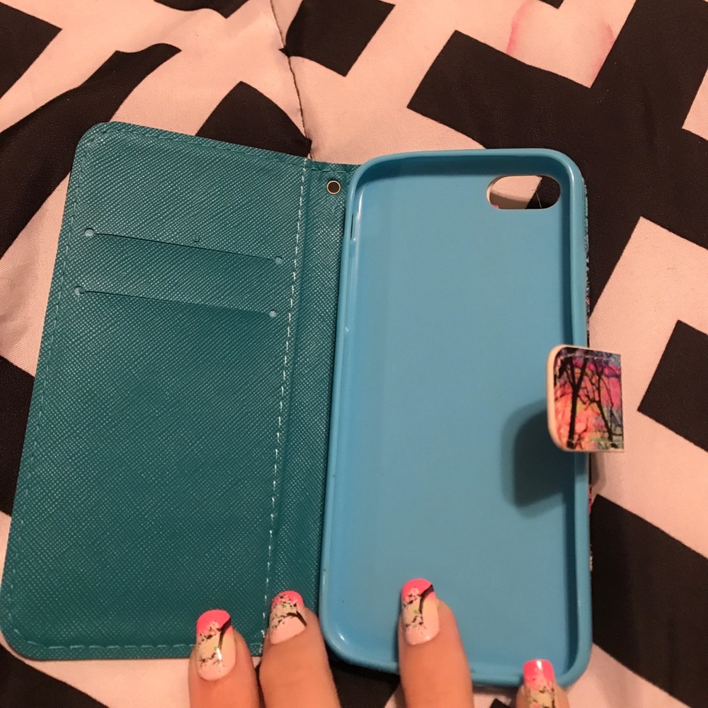 iPhone 7 case - Picture 2 of 2