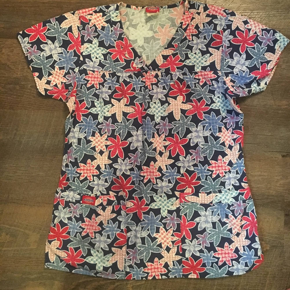 Dickies Scrub Top