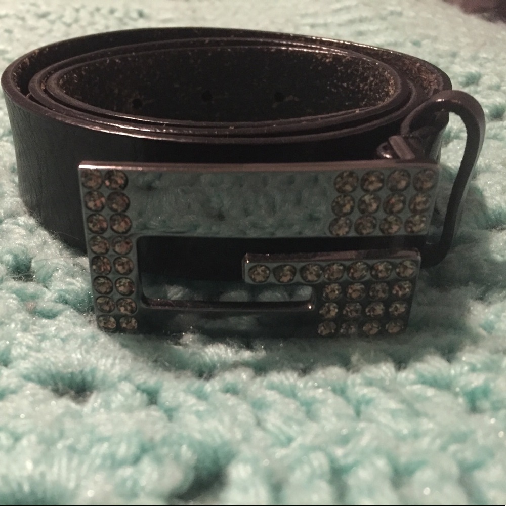 Guess black leather belt