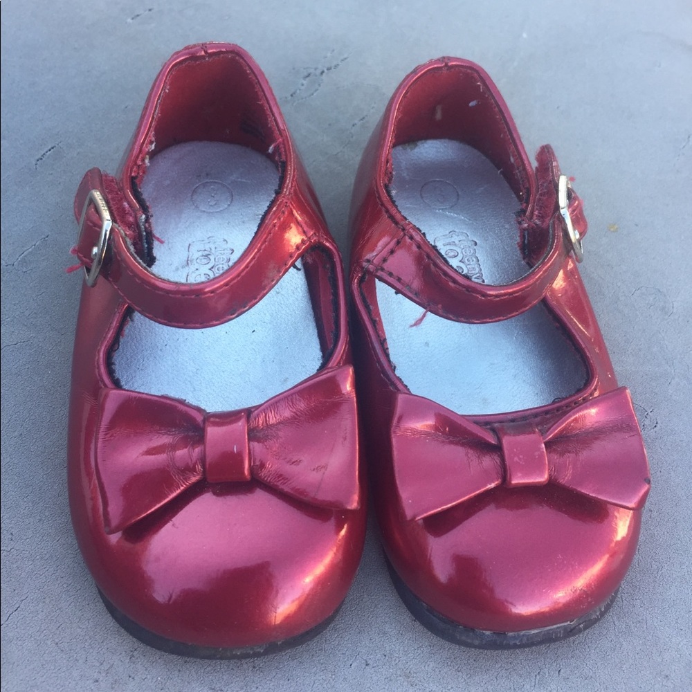 Teeny Toes Red Shoes