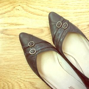 SEYCHELLES "hold your fire" brown leather flats