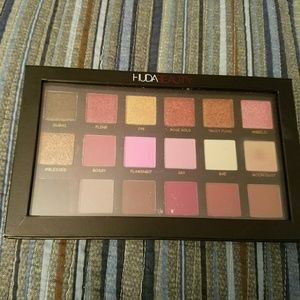 Huda Beauty Palette