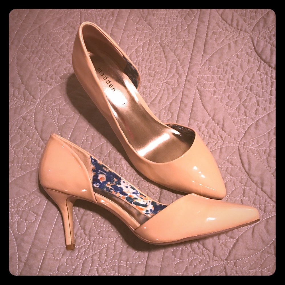 Madden Girl Nude Heels / Pumps Size 9 NWOT
