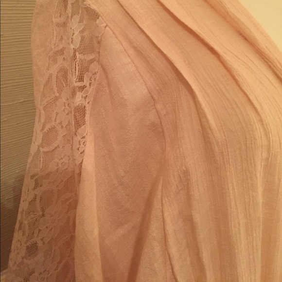 Band of Gypsies Long Pink Lace Kimono - Picture 5 of 6