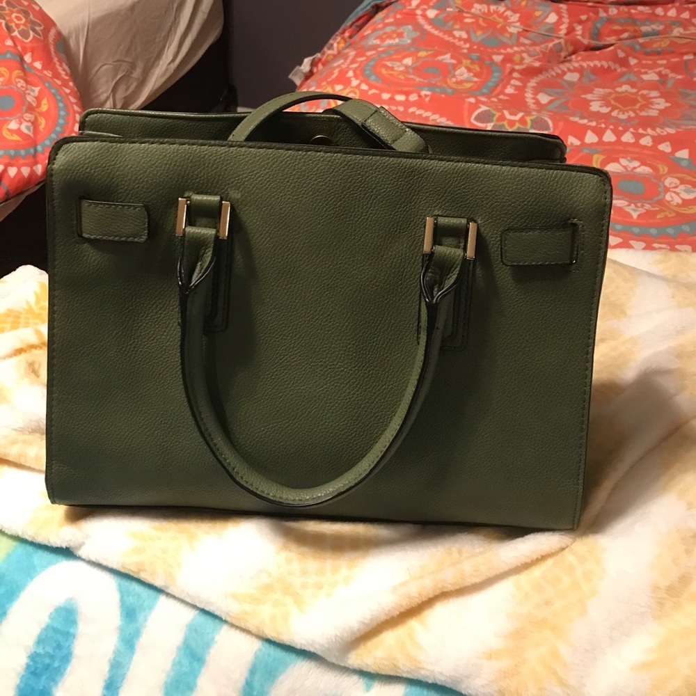 Olive Hand bag