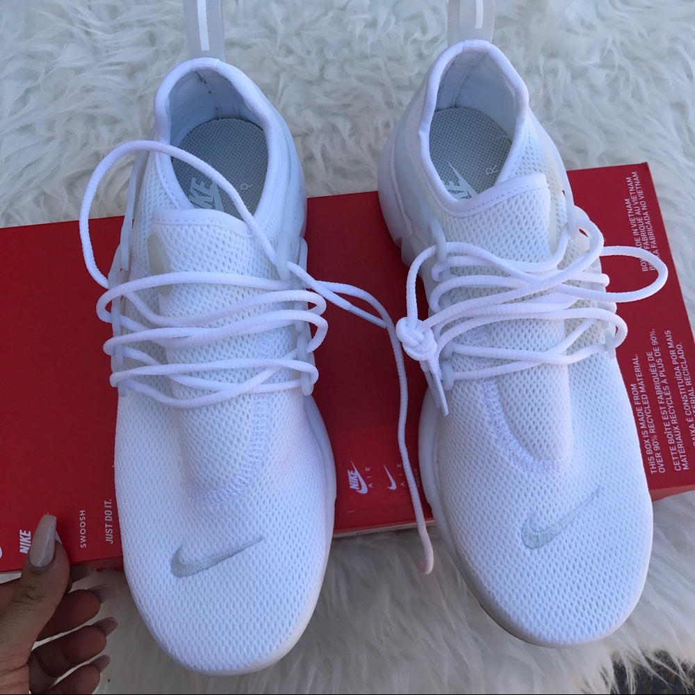NIKE WOMENS AUTHENTIC PRESTO  Sz 8 new - Picture 2 of 5