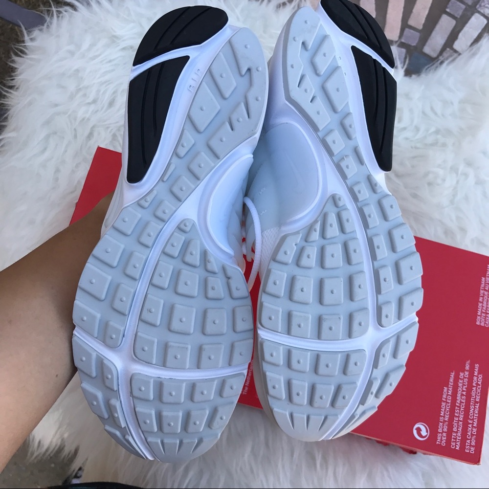 NIKE WOMENS AUTHENTIC PRESTO  Sz 8 new - Picture 3 of 5