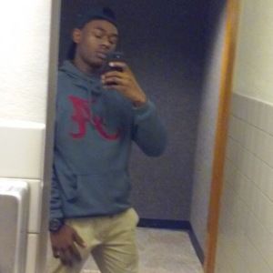 Meet your Posher, Emmanuel