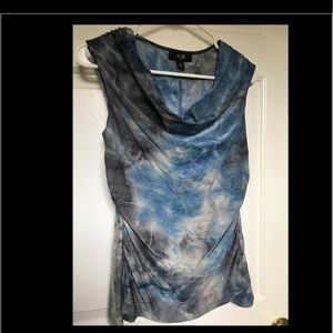 Blue/gray sleeveless blouse