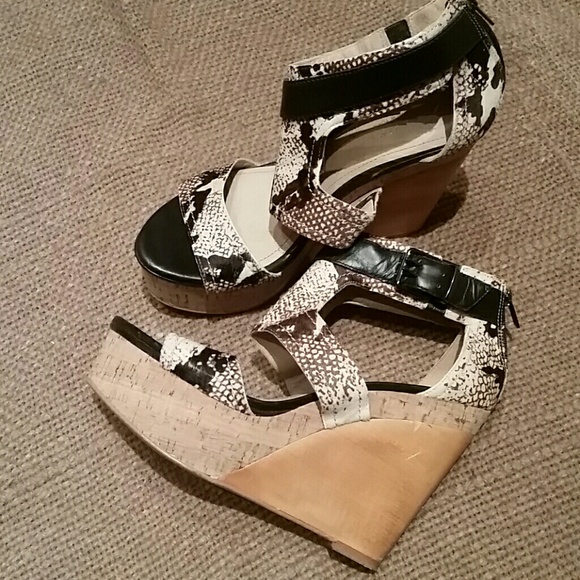 Kenneth Cole Shoes - Kenneth  Cole wedges