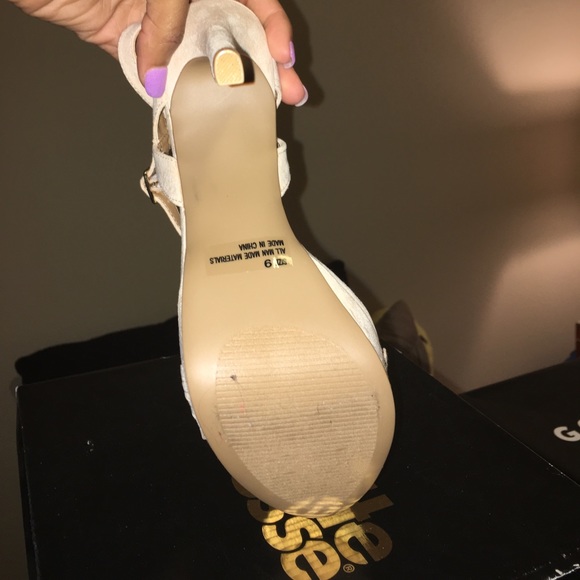 Sandal Heel with ankle strap - Picture 3 of 4