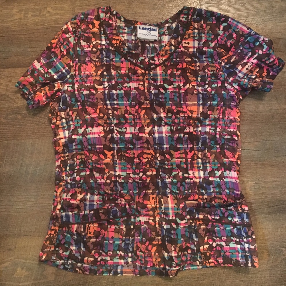 Landau Scrub Top