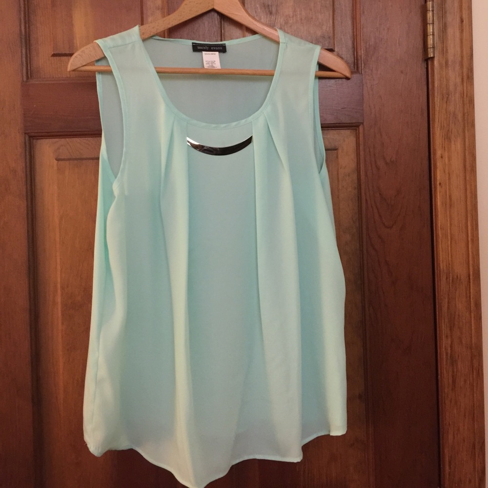 Women top