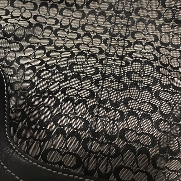 Handbag - Picture 2 of 2
