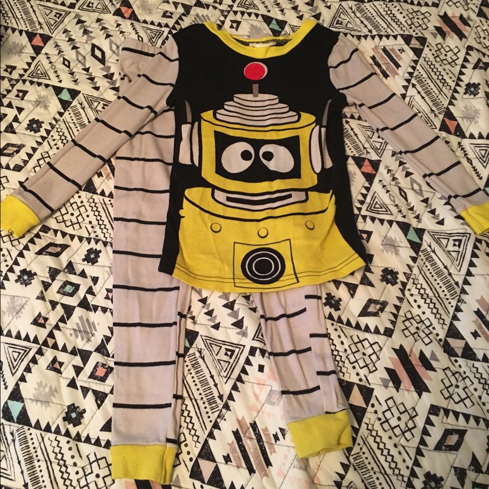 Yo gabba gabba pajamas 2 sets 3t