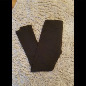NWT Lularoe BLACK OS leggings!!