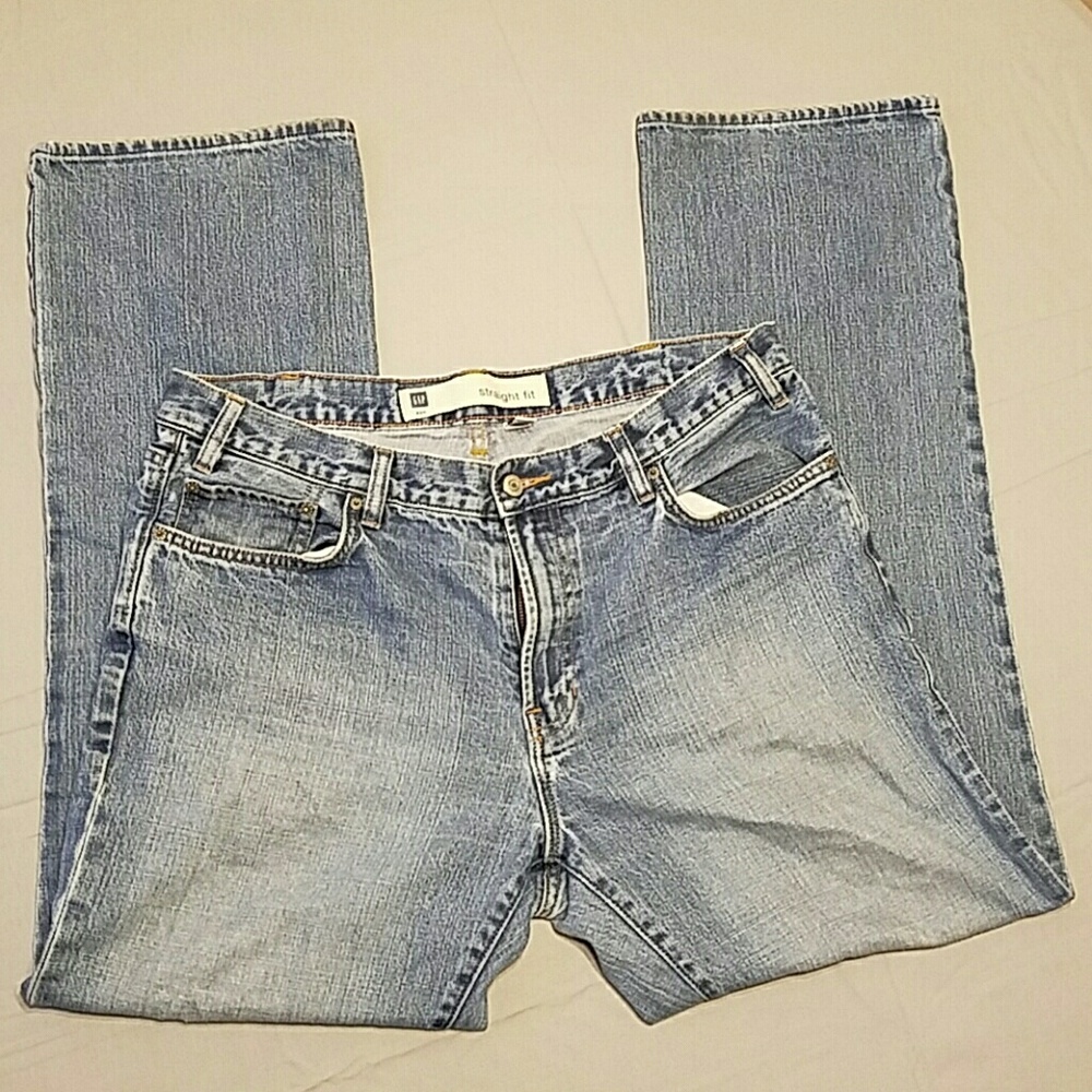 Gap Jean's