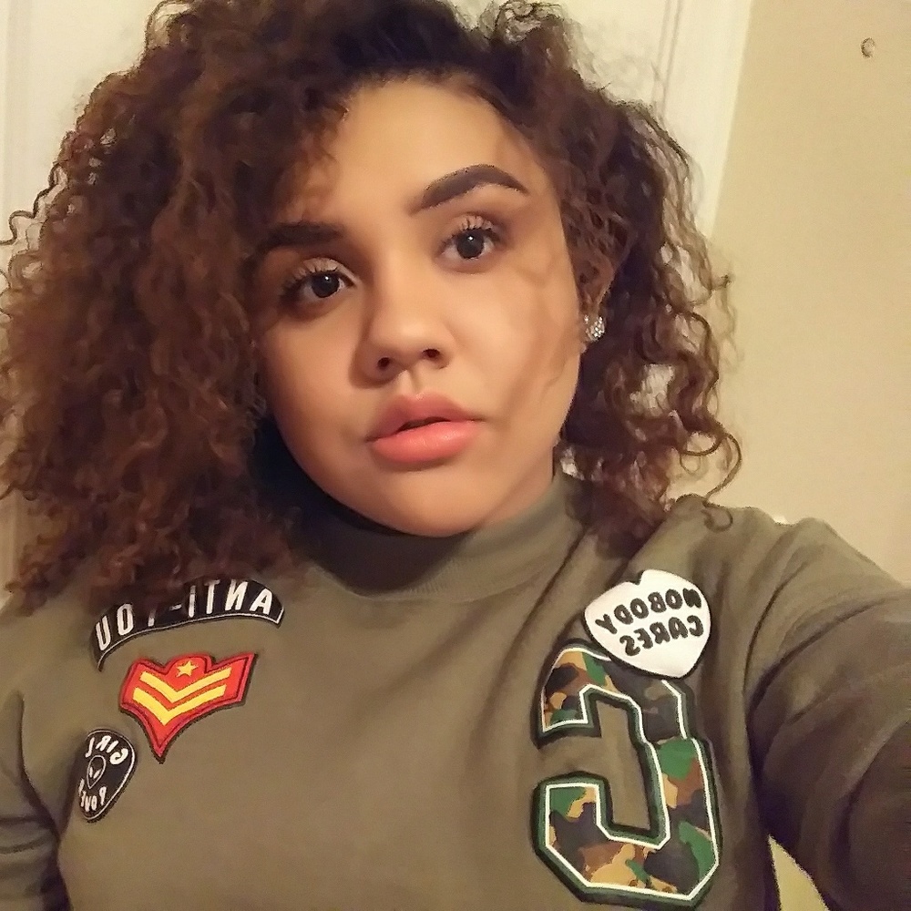 Meet your Posher, Mimi