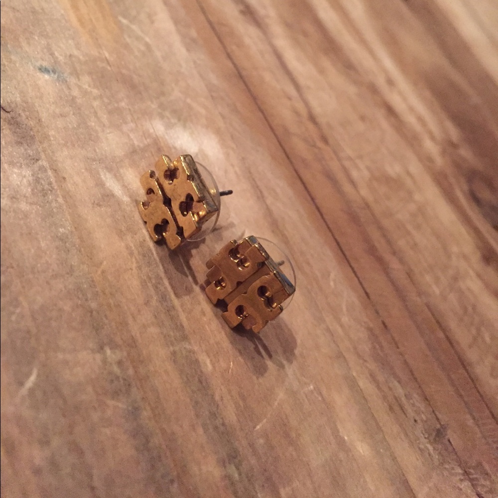 Tory burch stud earrings