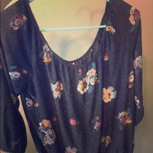 American Eagle floral shirt