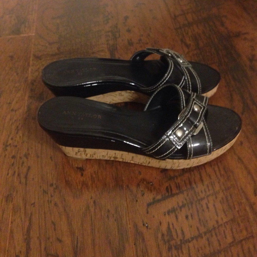 Sale!! Black/silver patent cork heel Ann Taylor