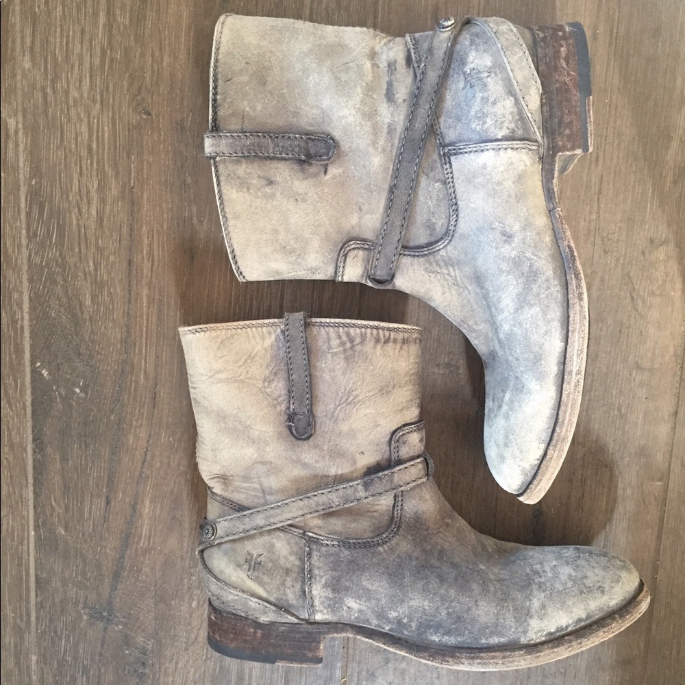 FRYE Lindsay plate short boot