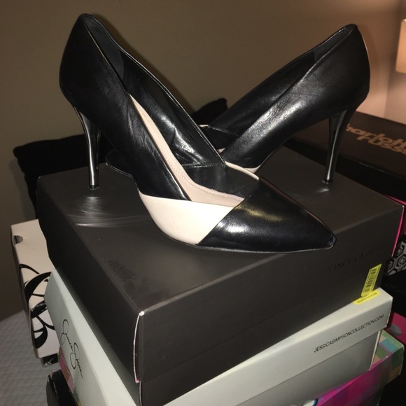 Great for the office Heels - Picture 1 of 2