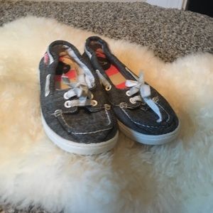 Roxy girls slide ons