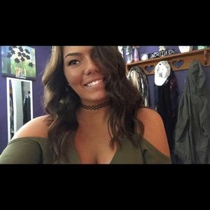 Meet your Posher, Alyssa