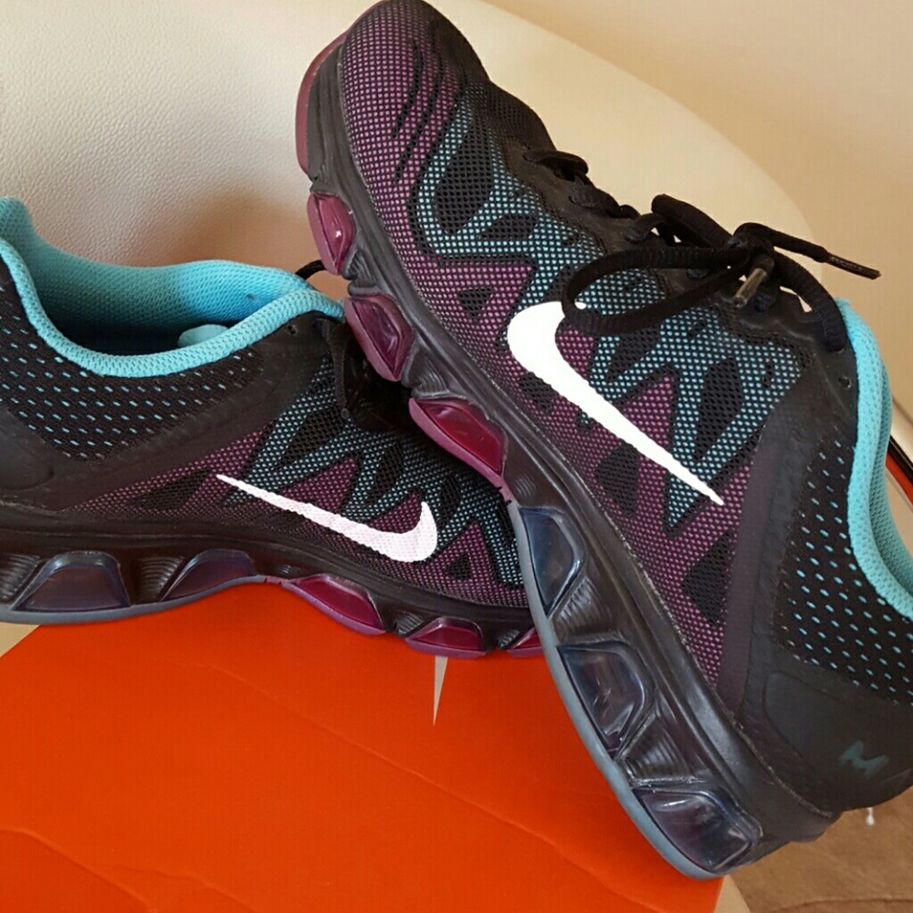 NIKE Max Air