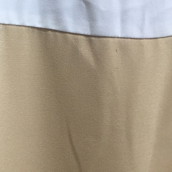 Tan and white shift dress - Picture 3 of 3