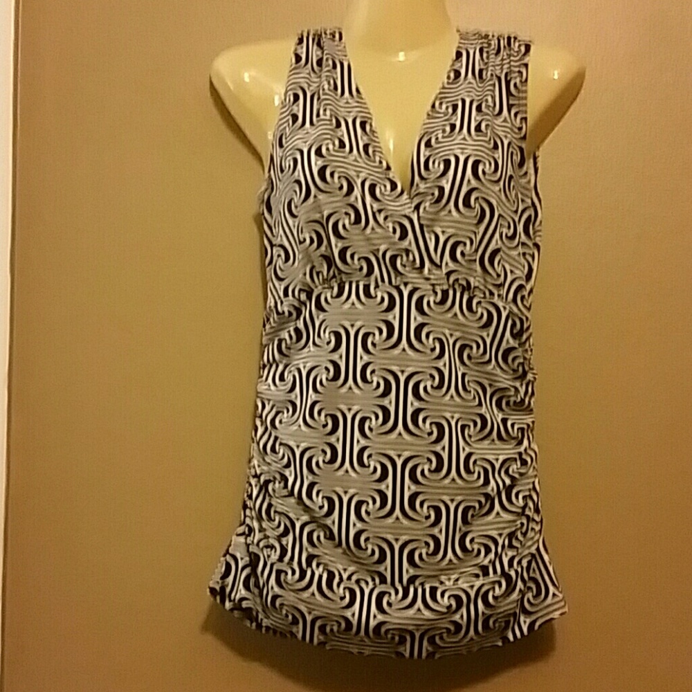 Blue and white top
