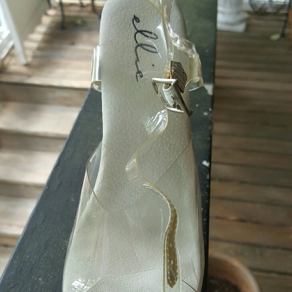 Essie Silver Platform Heels - Picture 2 of 4