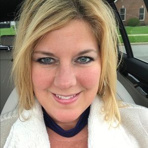 Meet your Posher, Karen