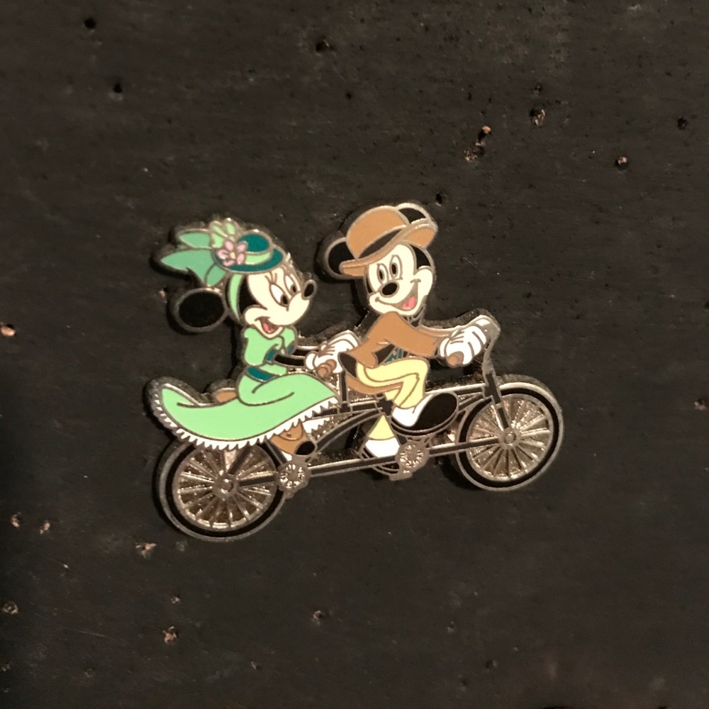 Mickey and Minnie wdw pin disney