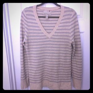 BR V neck sweater