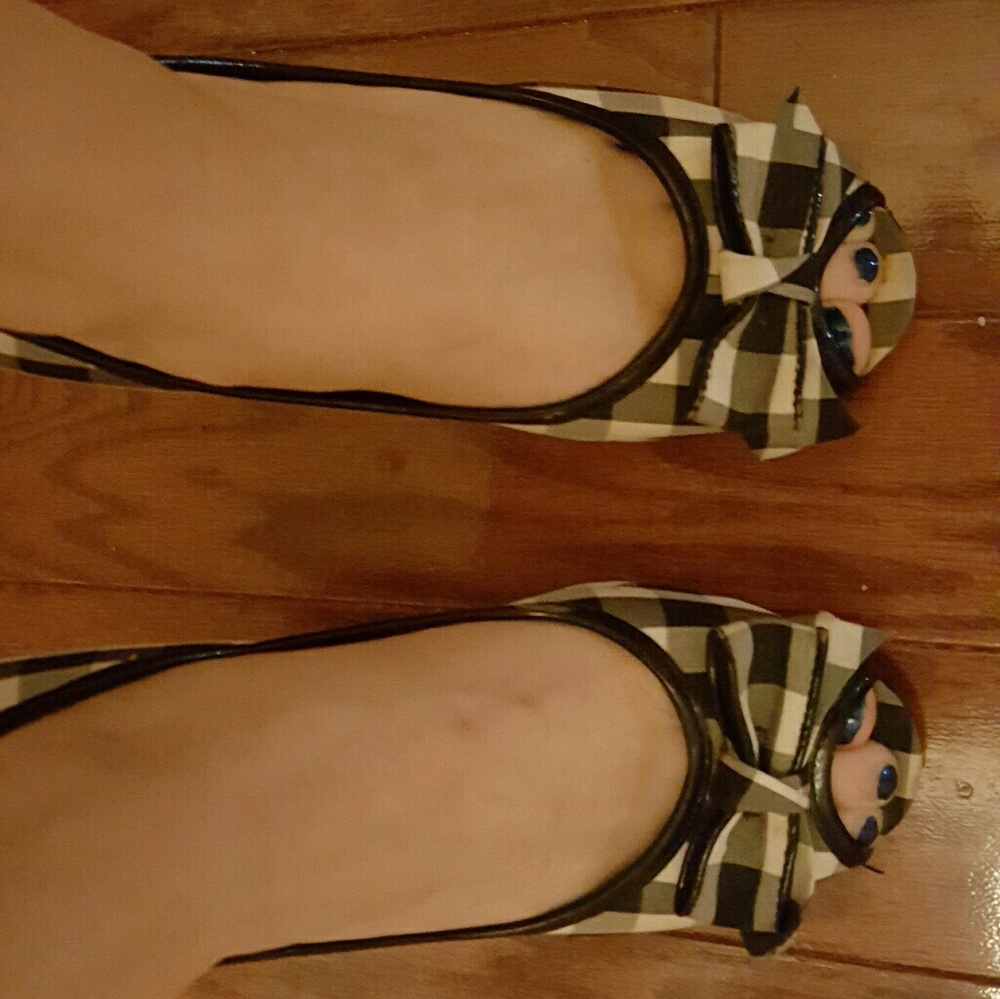 Unlisted Checkered Bow Pumps