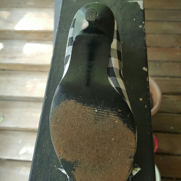 Unlisted Checkered Bow Pumps - Picture 5 of 5